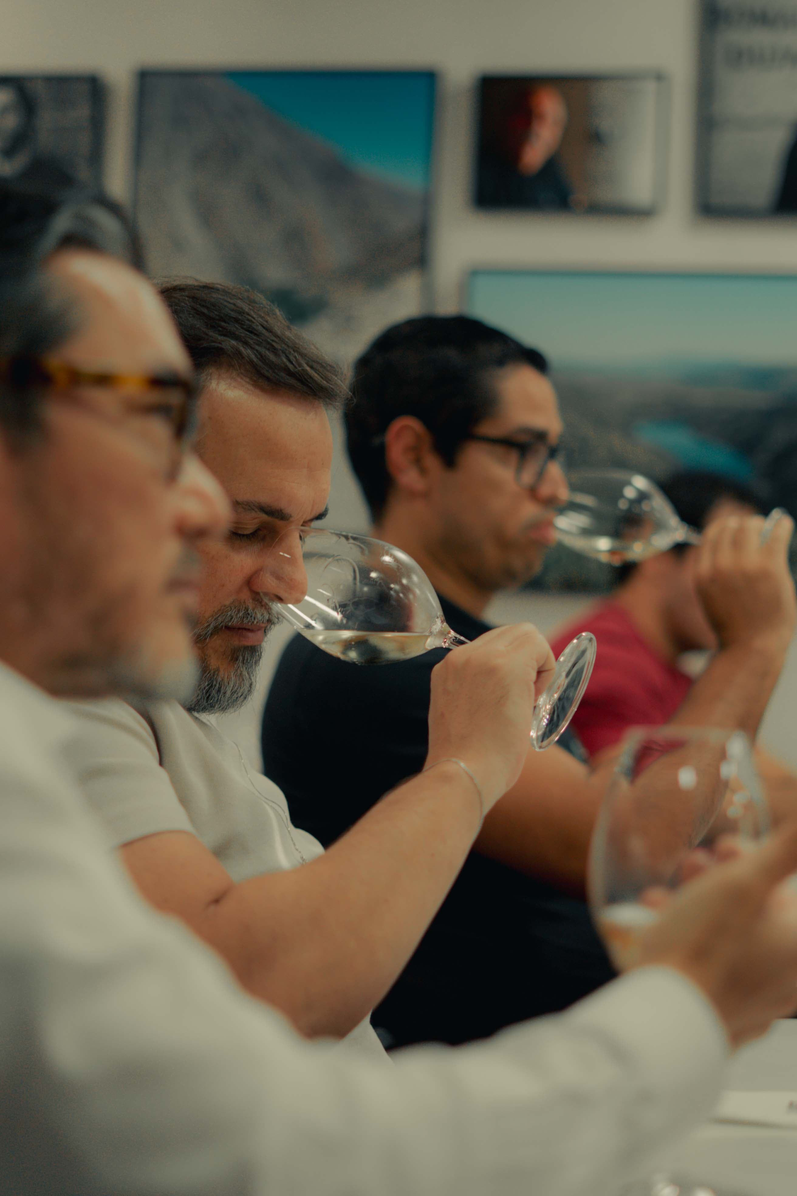 Alunos degustando em masterclass